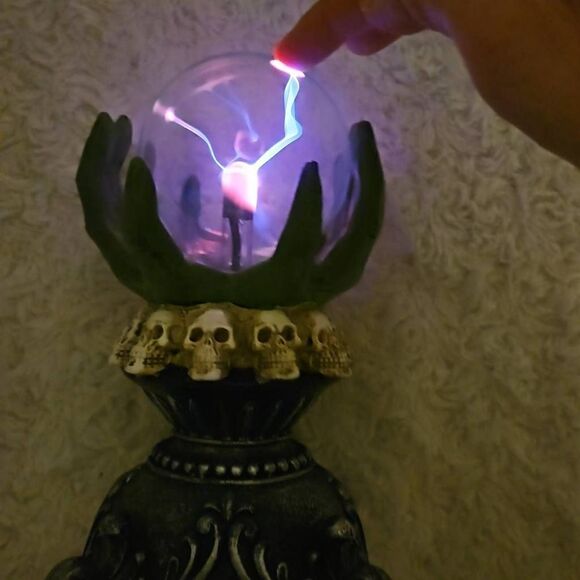 New in Box Interactive Halloween Decoration Plasma Orb with Witches Hands Spooky - Picture 2 of 9